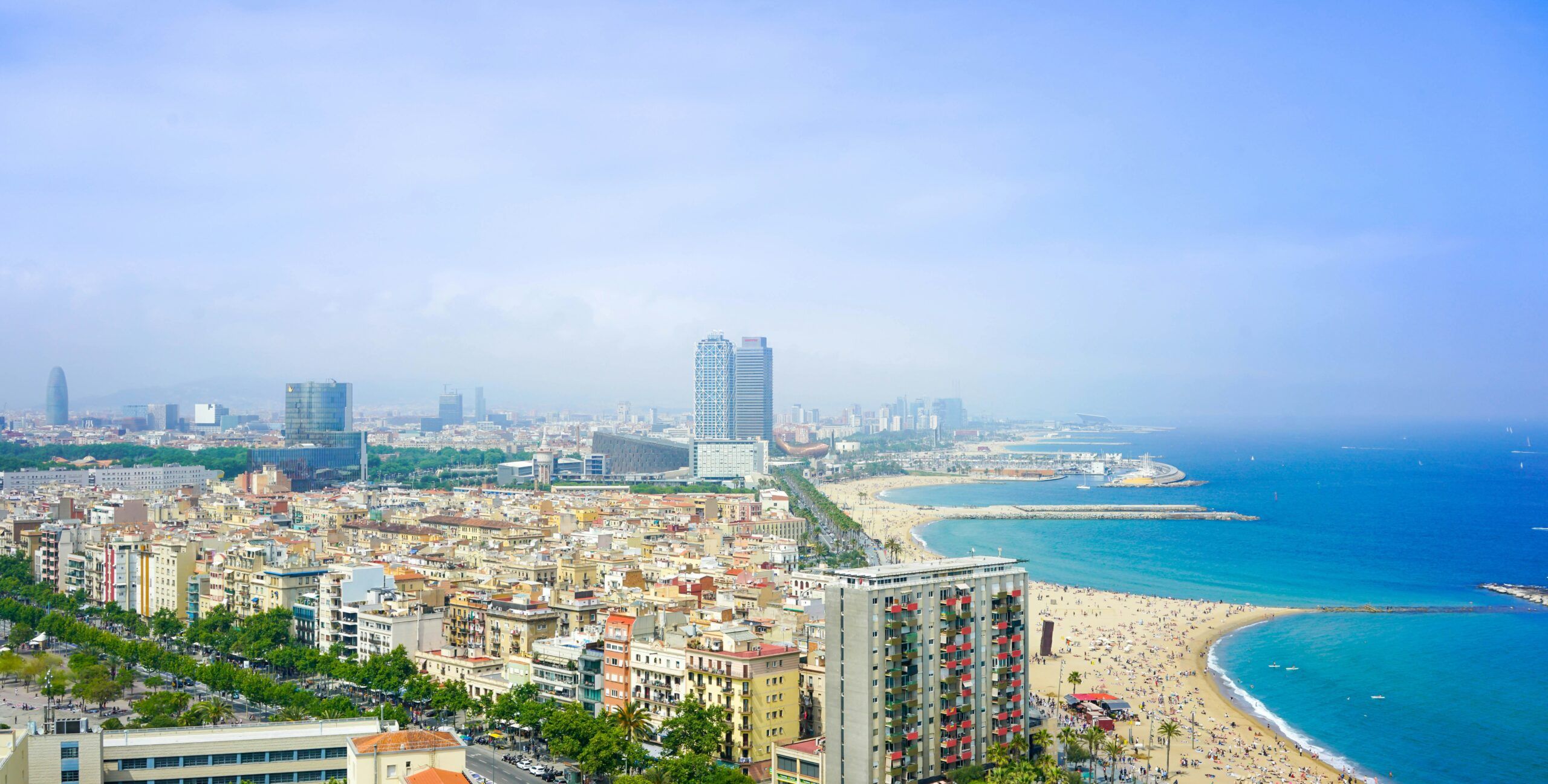 Contacto en Barcelona, Catalunya