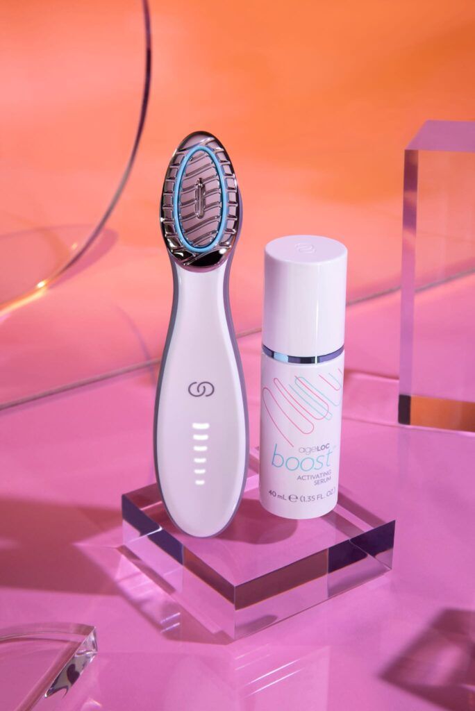 Tratamiento facial diario | Ageloc Boost con Activating serum